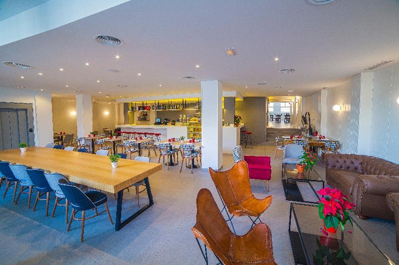 Hospedium Canitas Maite Boutique Hotel 2*